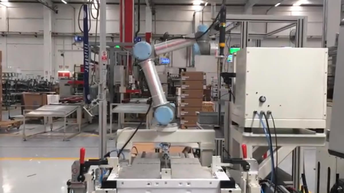 Automated Robotic Screwing
